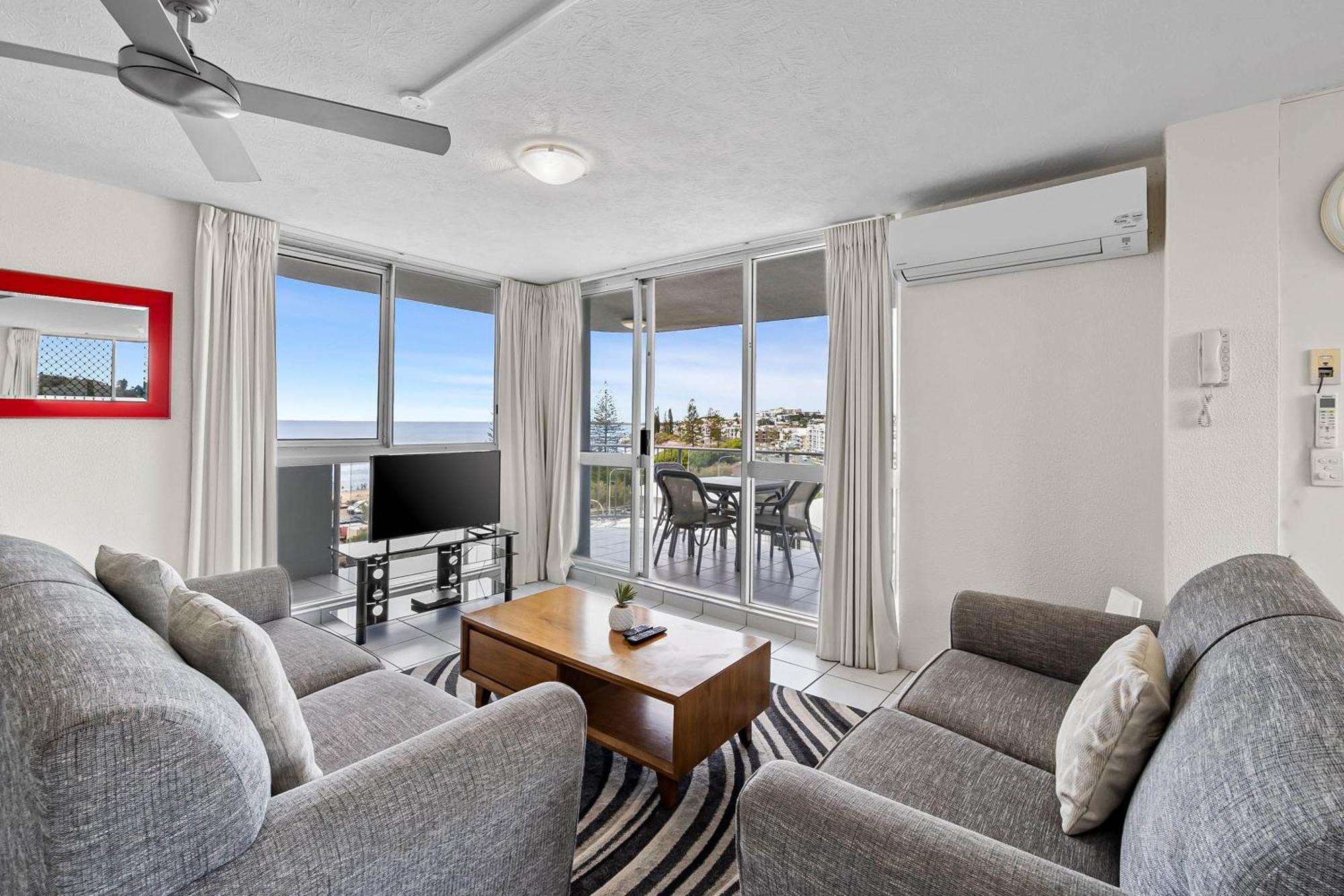 Mandolin Beachfront Resort Alexandra Headland Bagian luar foto