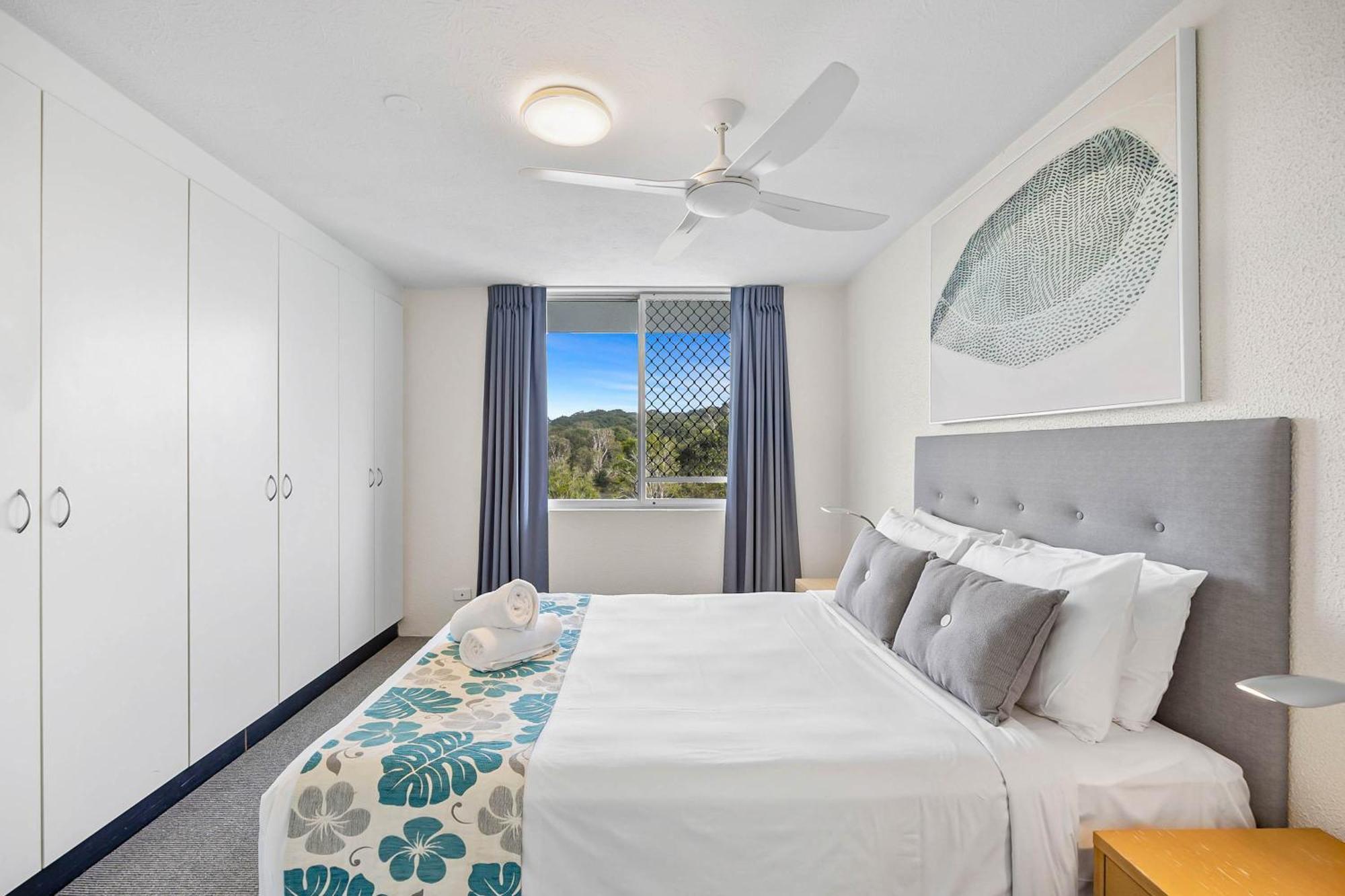 Mandolin Beachfront Resort Alexandra Headland Bagian luar foto